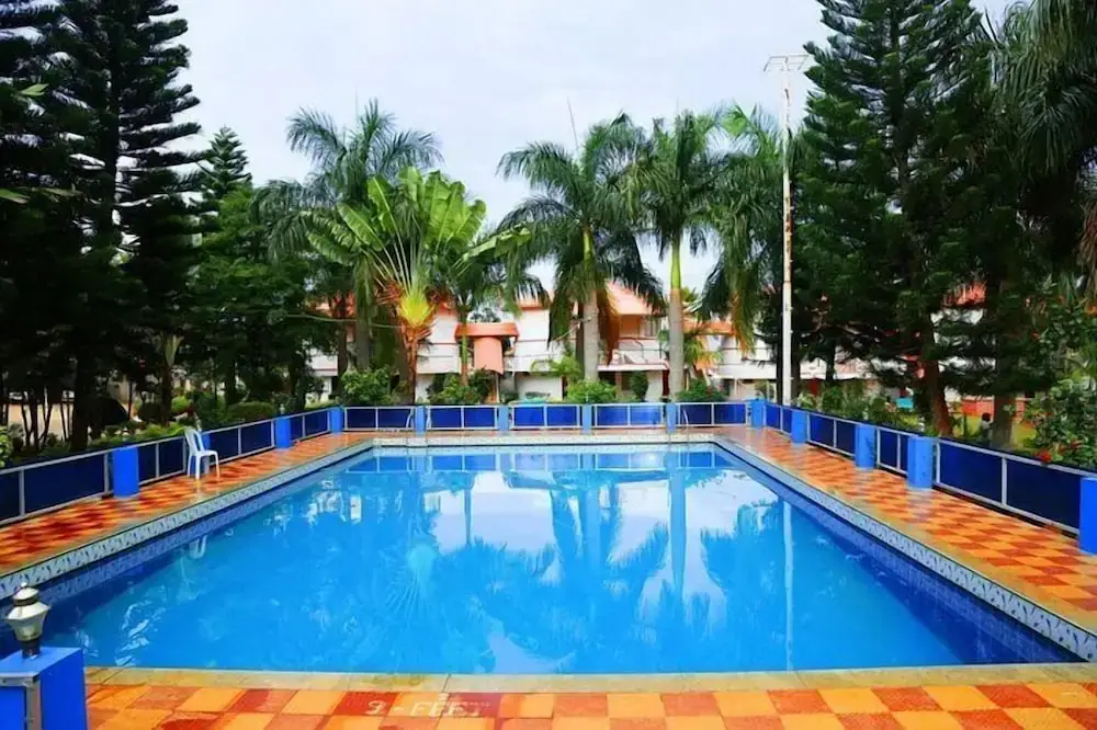 Ваниямбади: Thavika O Nila Resort Yelagiri