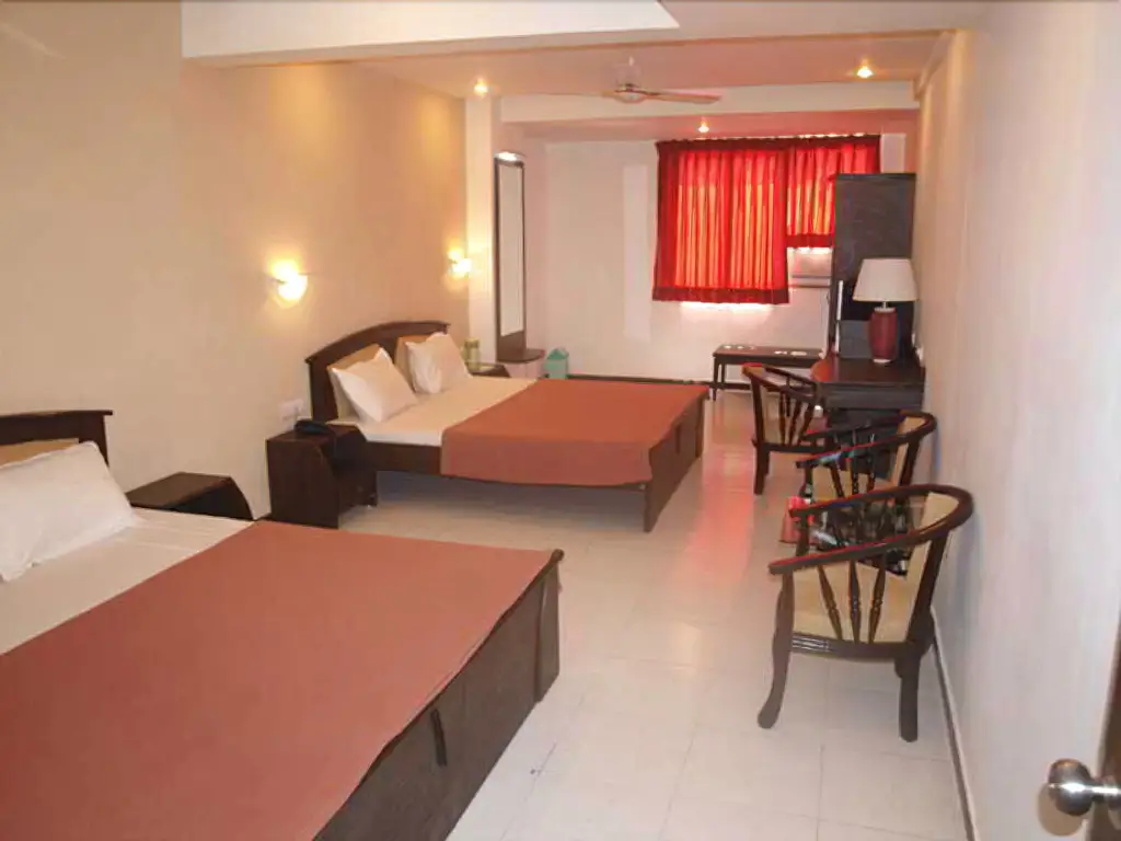 Ахмедабад: Maan Residency Hotel