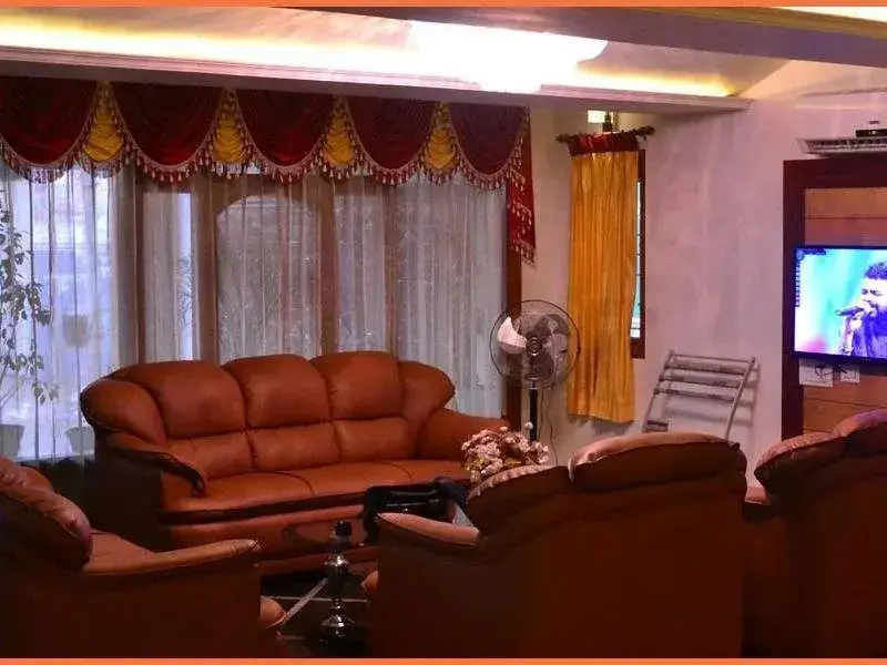 Тируваннамалай: Sri Sarvesha JS Palace