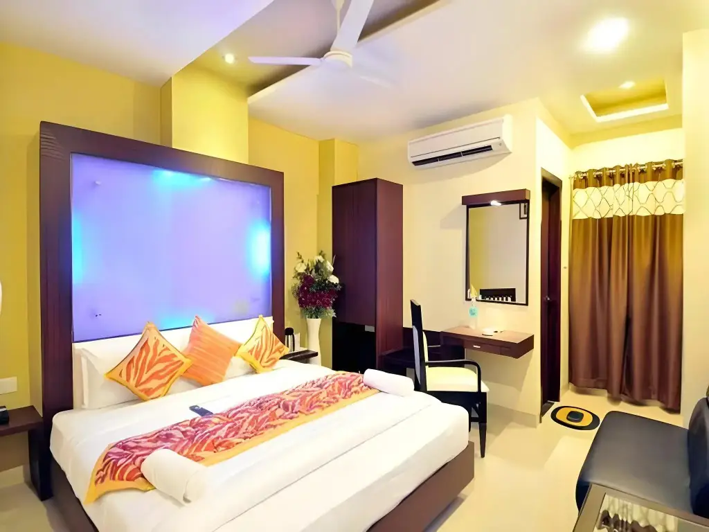 Райпур: Hotel Simran Pride
