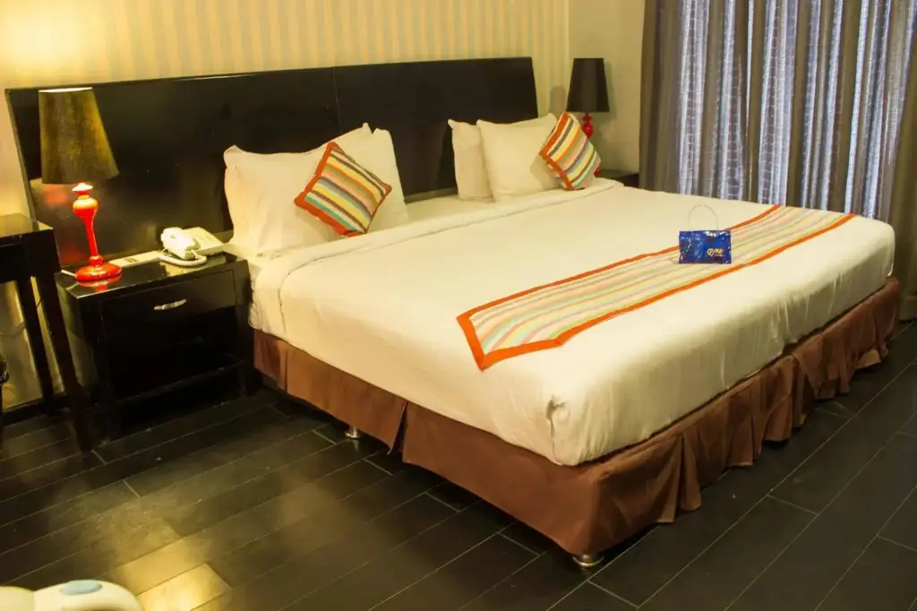 Нагпур: The Travotel Suites Nagpur