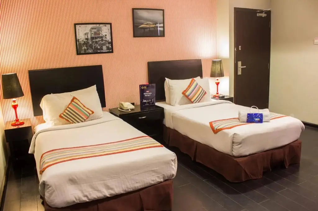 Нагпур: The Travotel Suites Nagpur
