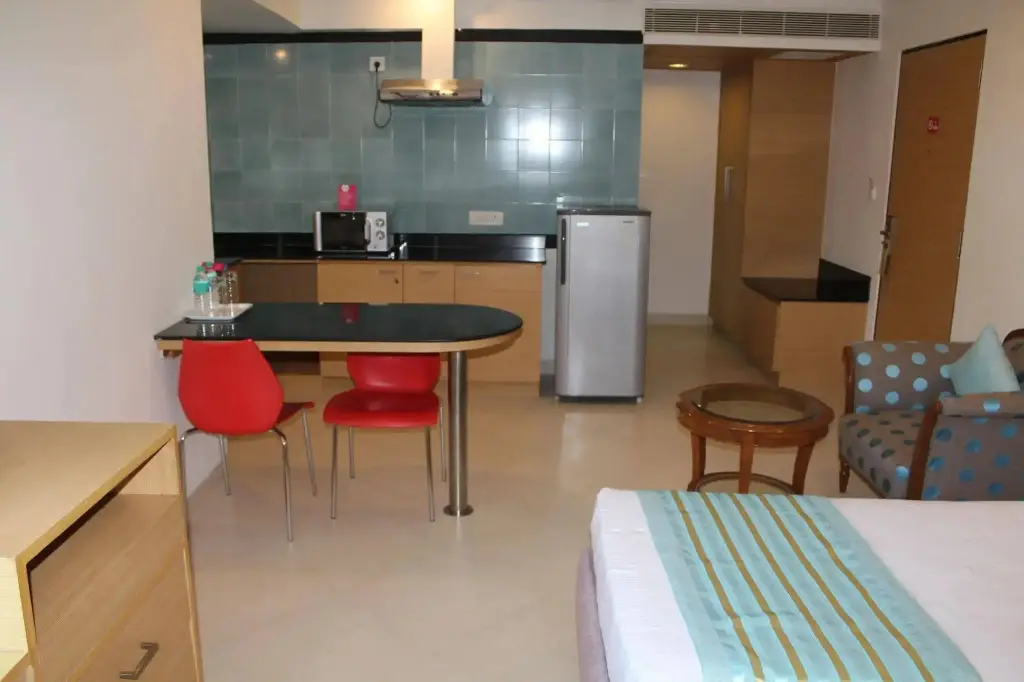 Ченнаи: The Lotus Apartment Hotels - Burkit Road