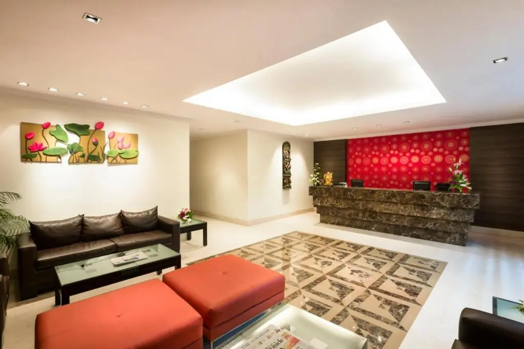 Ченнаи: The Lotus Apartment Hotels - Burkit Road