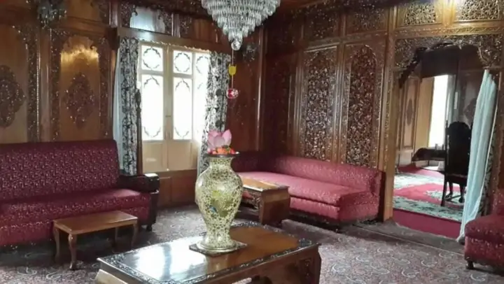 Шринагар: Mount View House Boat