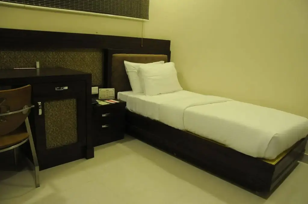 Тирупати: Harsha Residency