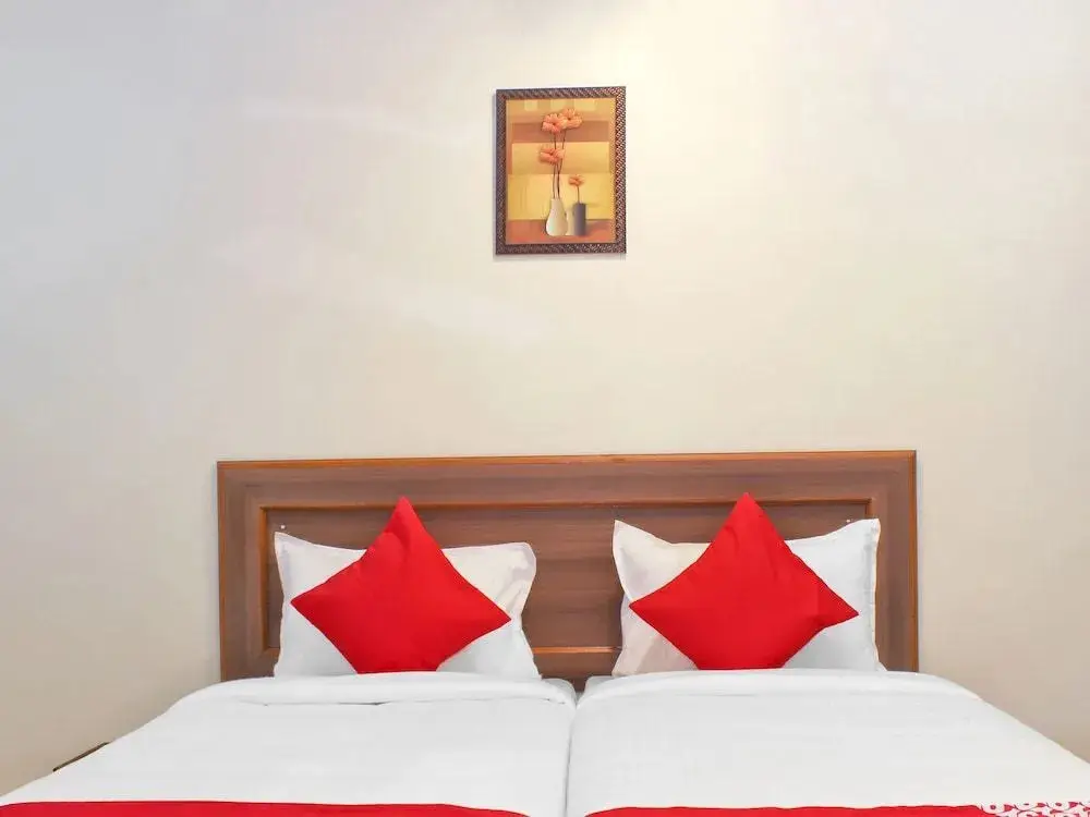 Пимпри-Чинчвад: Hotel Jayratna