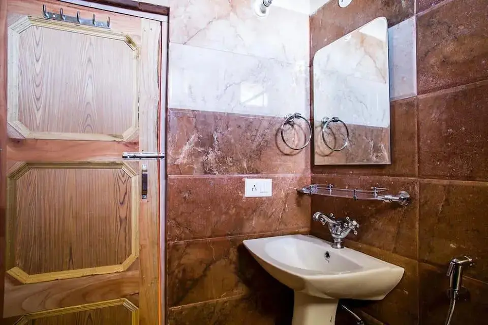 Куфри: Ridhabhi Home Stay