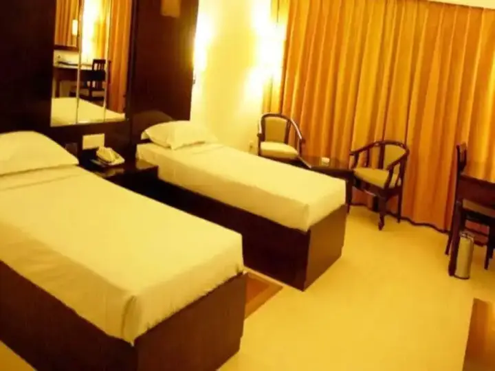 Пантнагар: Ark Hotel & Resorts