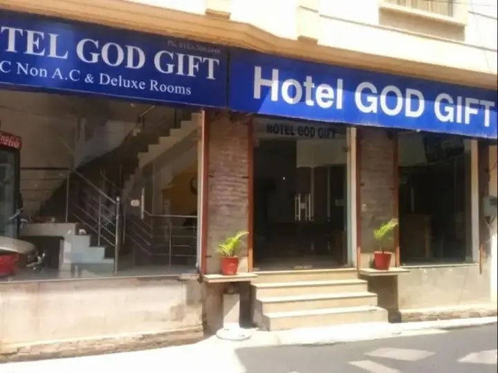 Амритсар: Hotel God Gift
