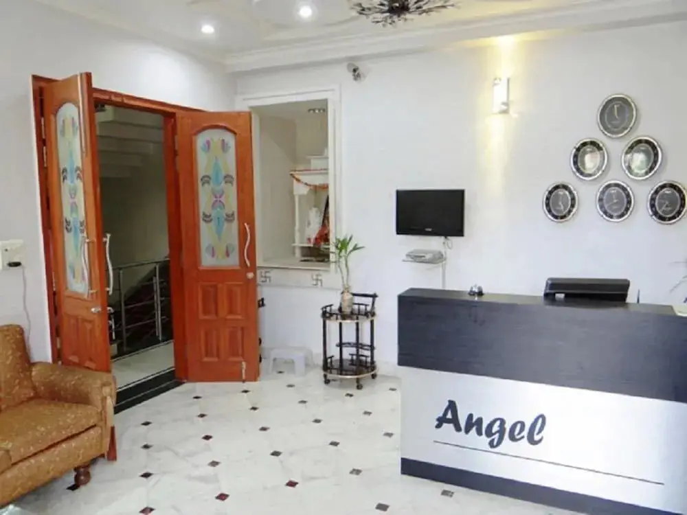 Большая Нойда: Angel Nri Hotel