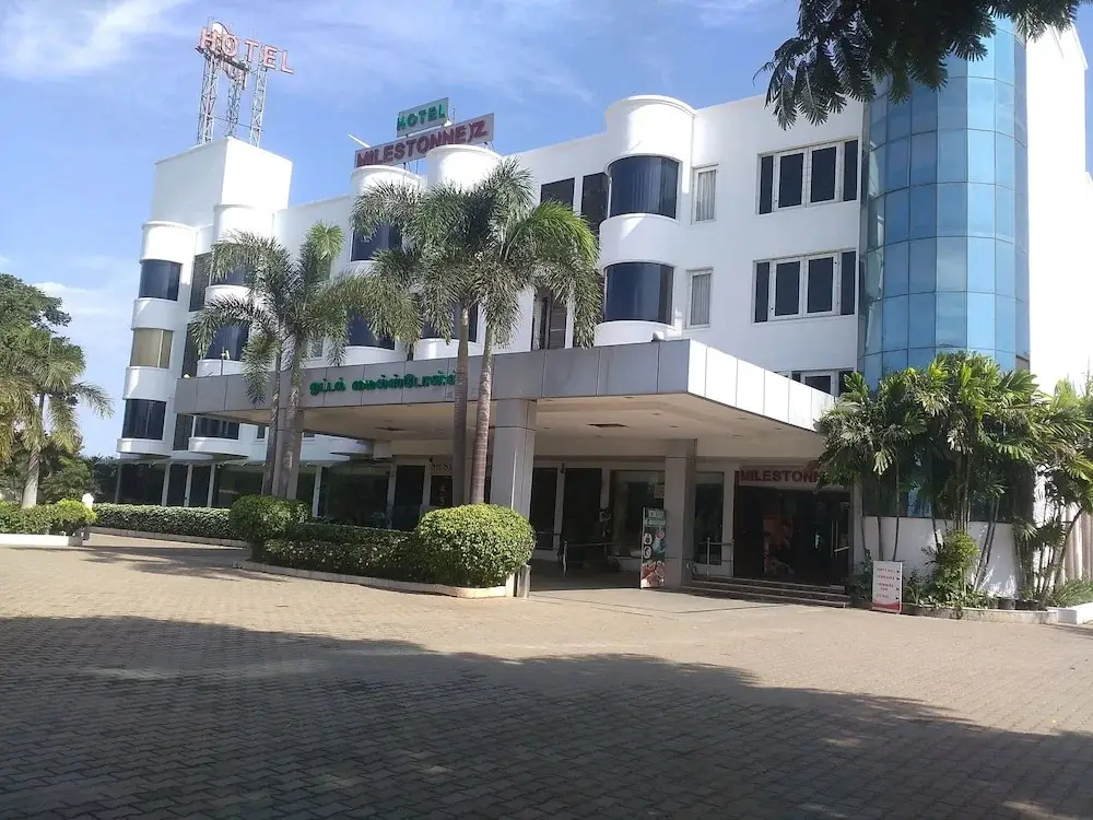 Hotel Milestonnez — фото 1