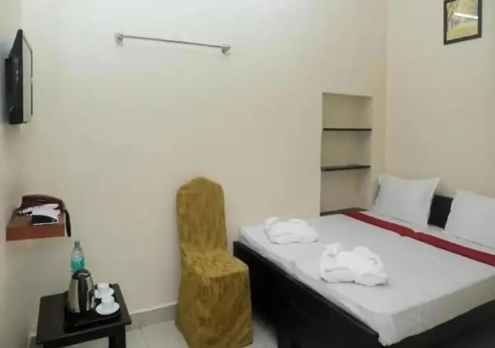 Олд-Махабалешвар: Hotel Visava Riverside