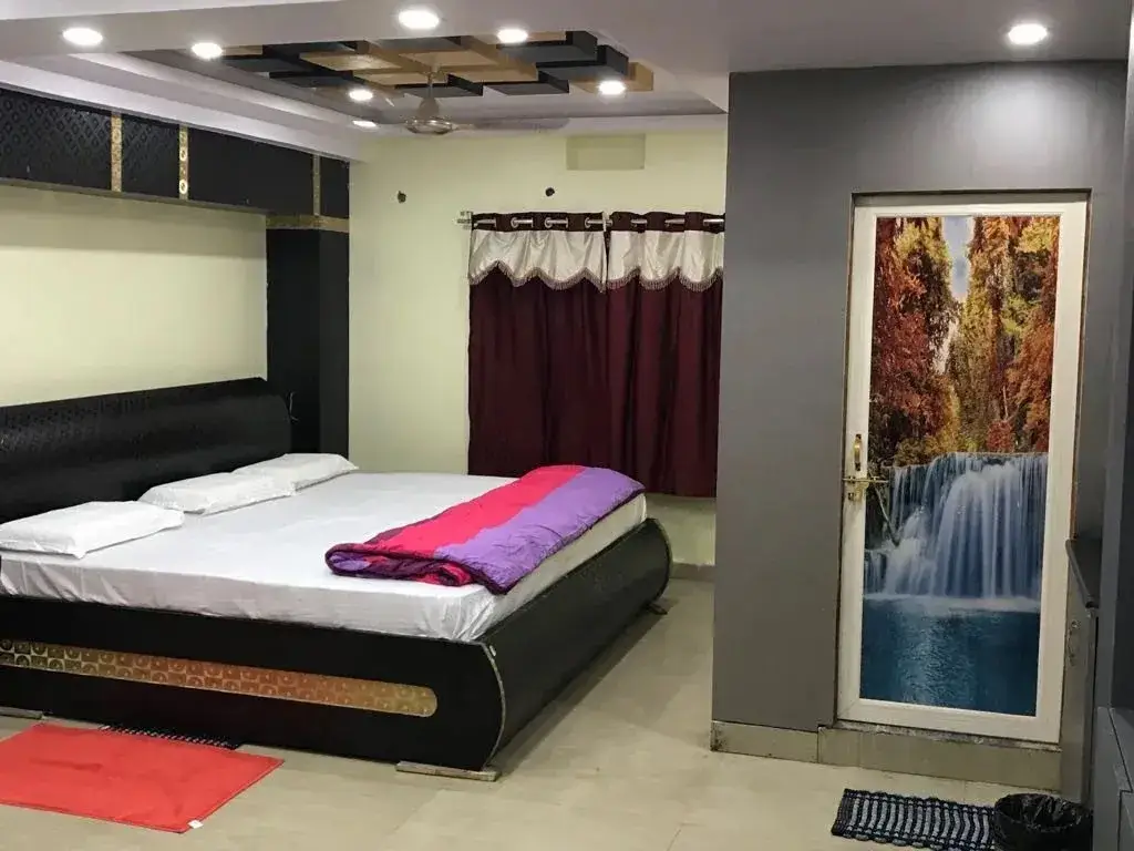 Срунгаварапукота: Ushasree Residency - Aruku Valley Road