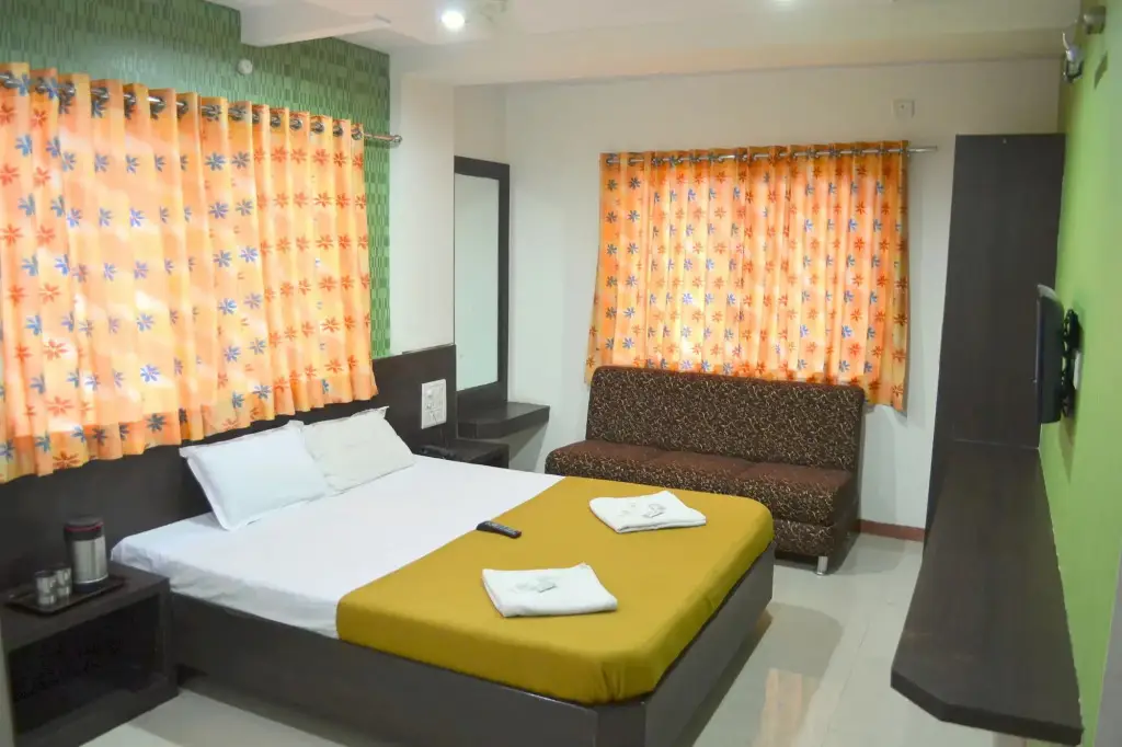 Ширди: Hotel Sai Kamal