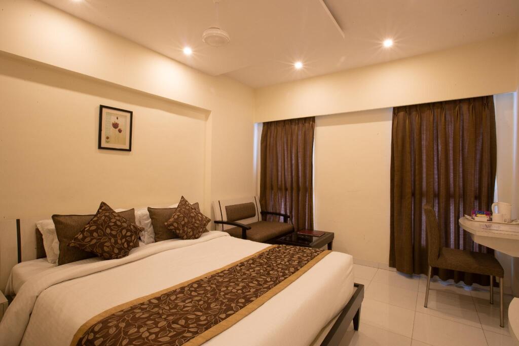 VITS Shalimar Hotel — фото 1