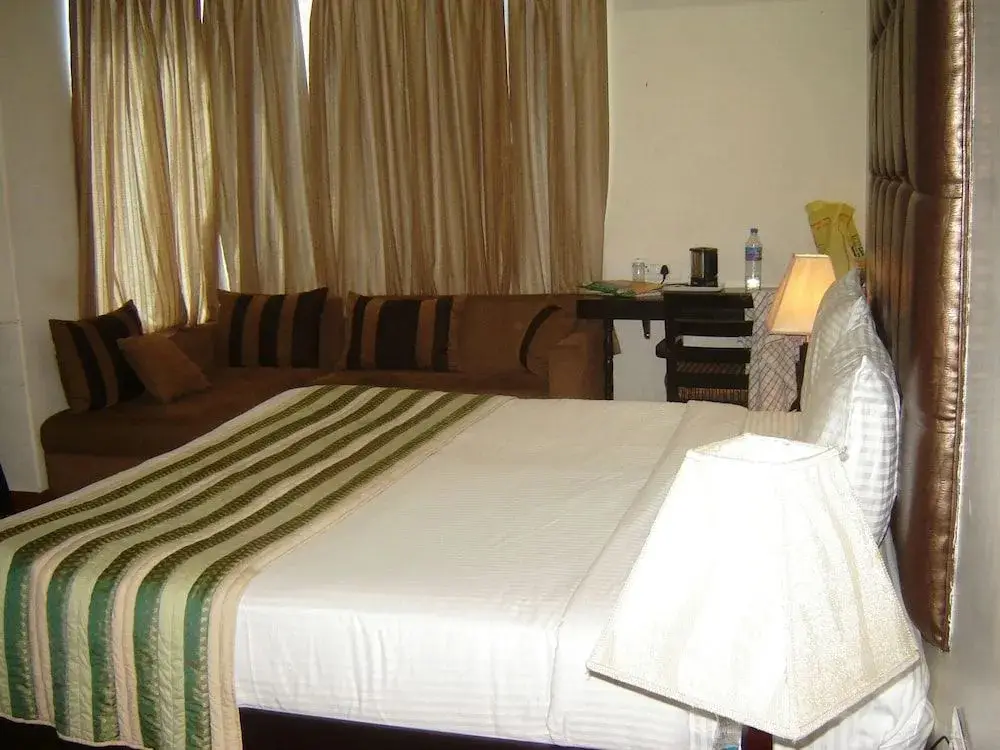 Газиабад: Hotel Anand Retreat