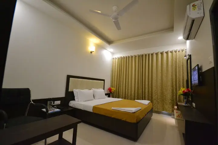 Ширди: Hotel Dhantara