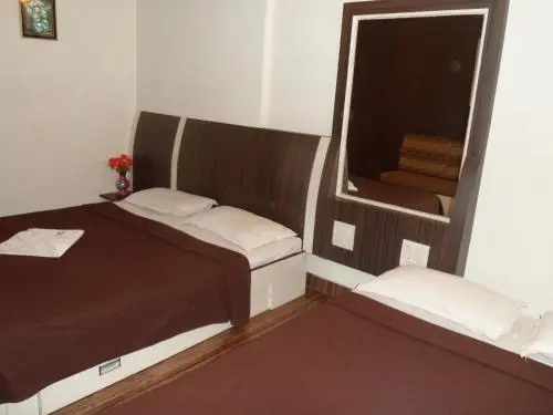 Олд-Махабалешвар: Hotel Inter Plaza