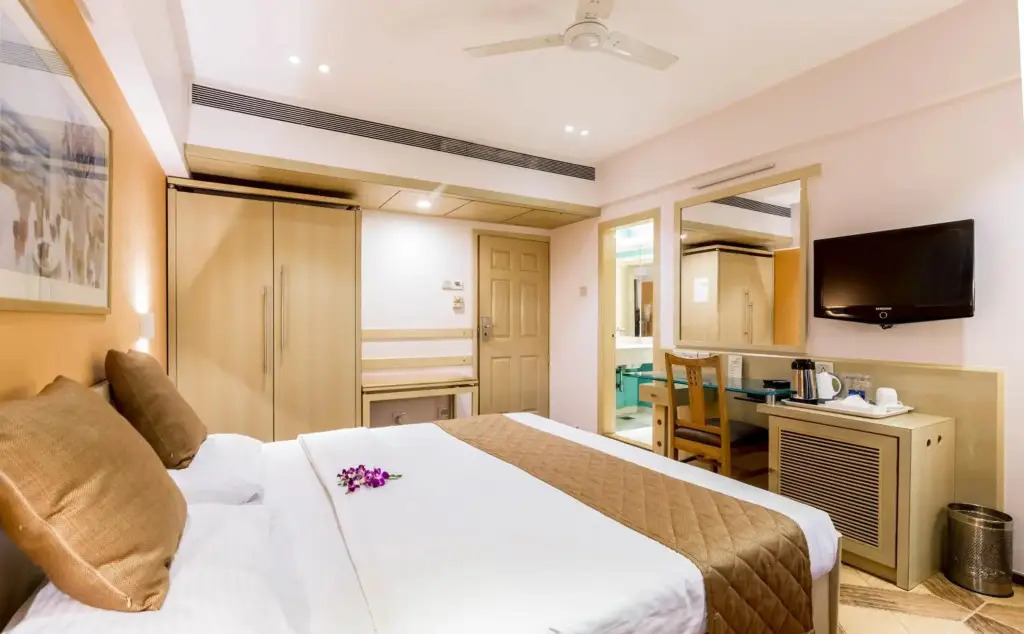 Мумбаи: The Royal Orchid