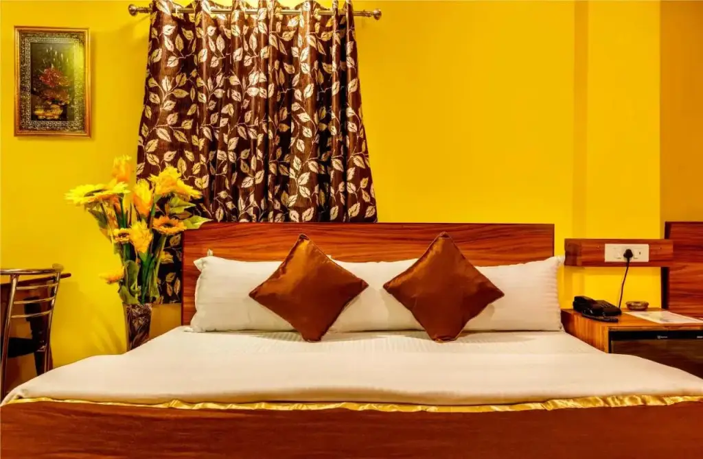 Колката: The SilverLine Hotel