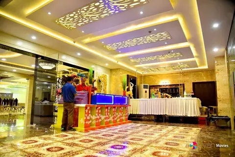 Hotel Arsh Palace — фото 1