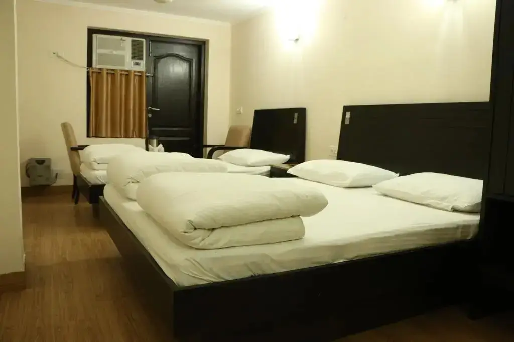 Hotel Prakash — фото 1