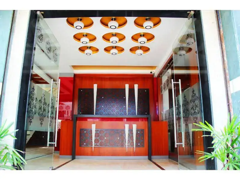 Vista Rooms at Parul Hospital — фото 1