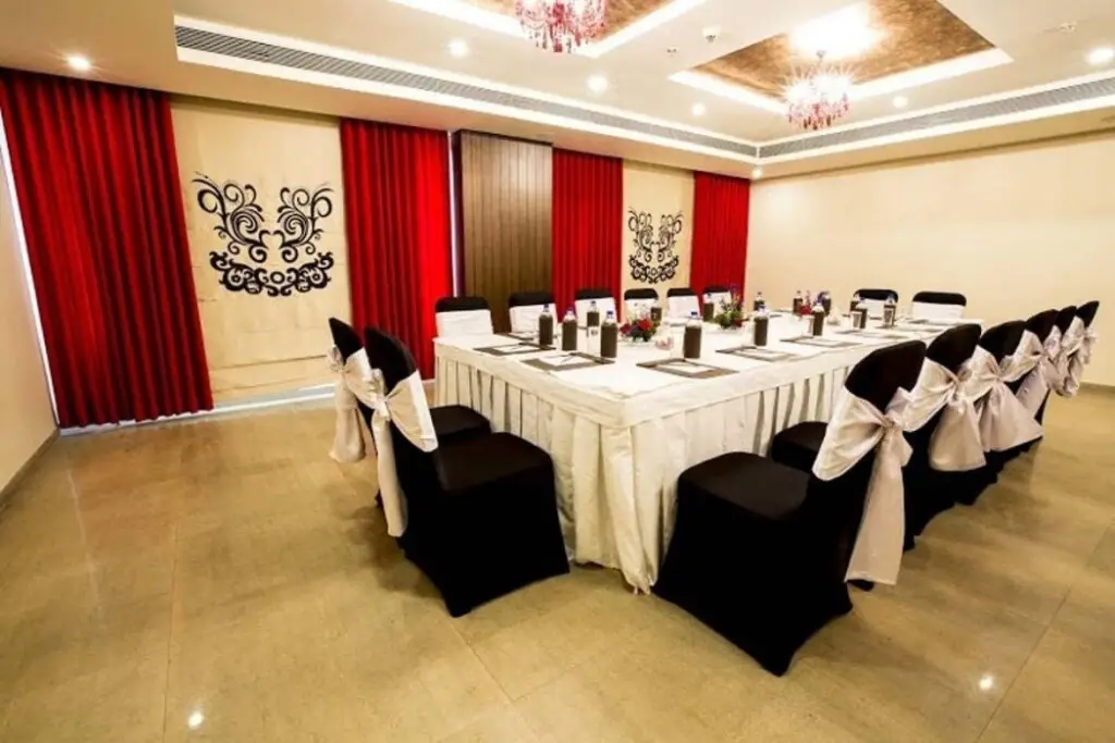 Удджайн: Anjushree Inn