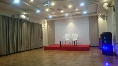 Салем: Karthick Residency