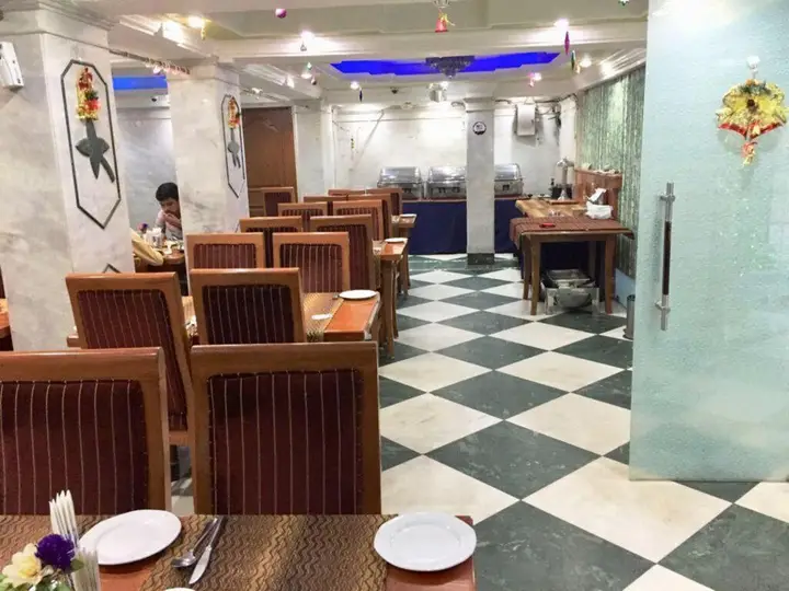 Колката: FabHotel Panasia International