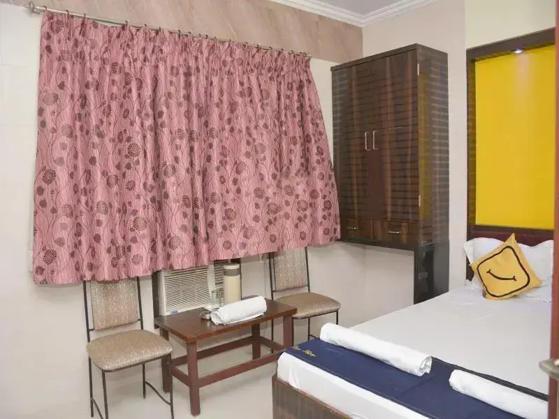 Мумбаи: Vista Rooms at Chembur Station