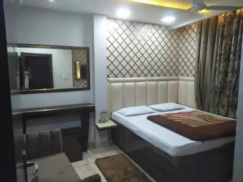 Лудхиана: FabHotel Brown Road