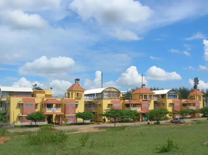 Майсур: The Palmyrah Tenements
