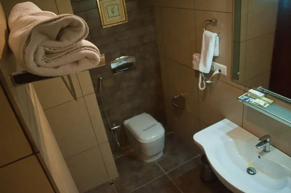Какинада: Venky Residency