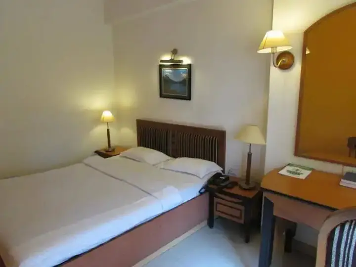 Нашик: Hotel Grape City