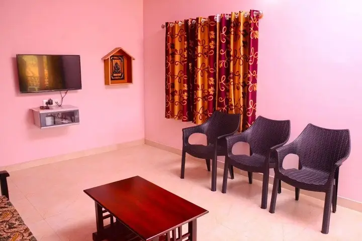 Мадикери: Coorg Girinivas Deluxe Homestay-WI-FI