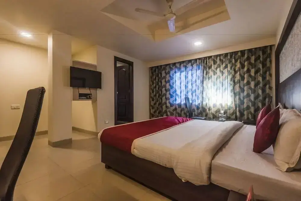 Панвель: Hotel Veer Residency