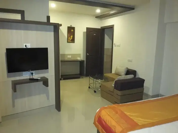 Панвель: Hotel Veer Residency
