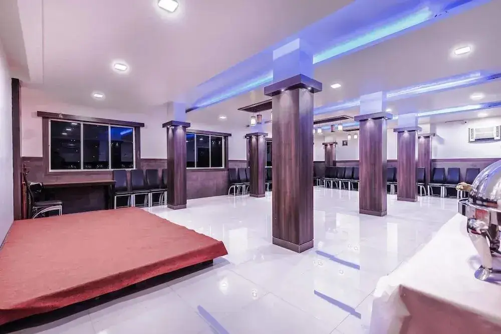 Панвель: Hotel Veer Residency