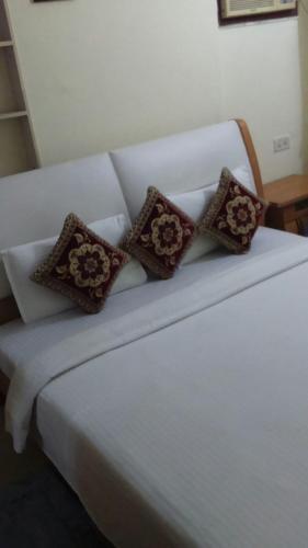 Мумбаи: Ashiana Apartment
