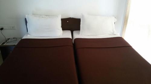 Мумбаи: Ashiana Apartment