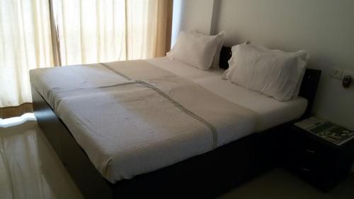 Мумбаи: Ashiana Apartment
