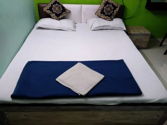 Колката: Ashirbad Guest House