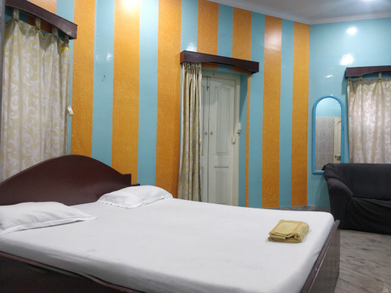 Колката: Ashirbad Guest House