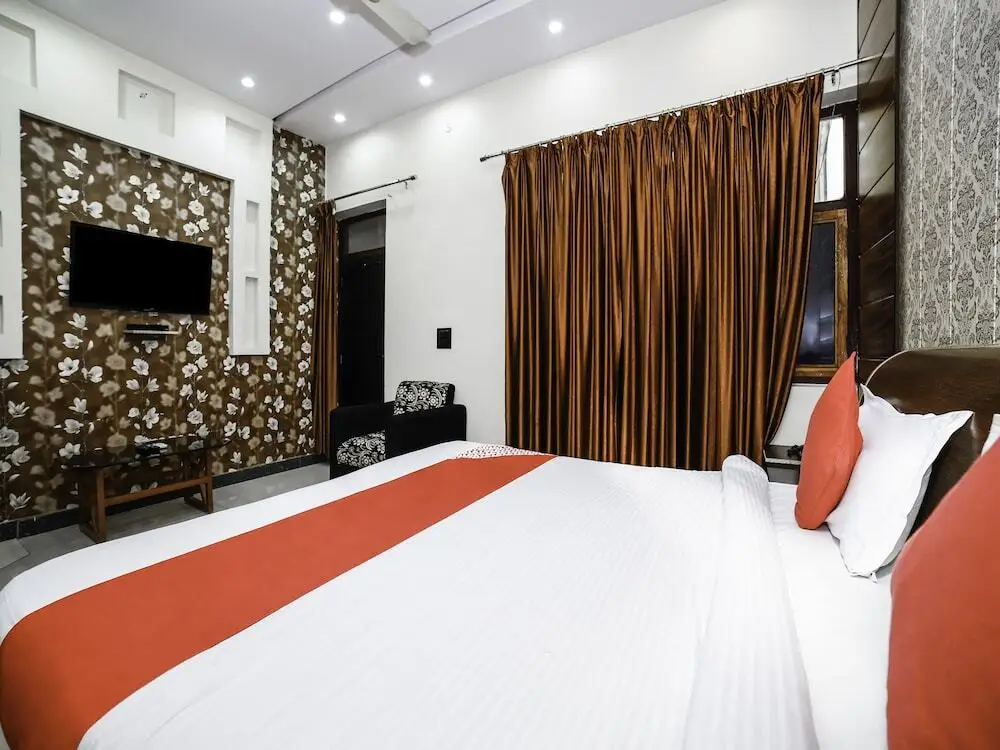 Крепость Jhansi: Hotel Regency