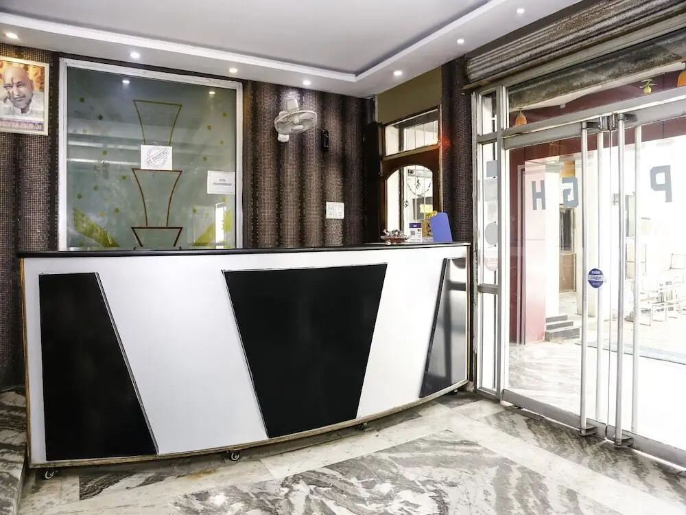 Крепость Jhansi: Hotel Regency