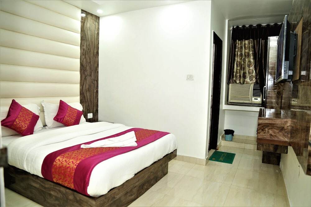 Нью-Дели: Hotel Suzi International