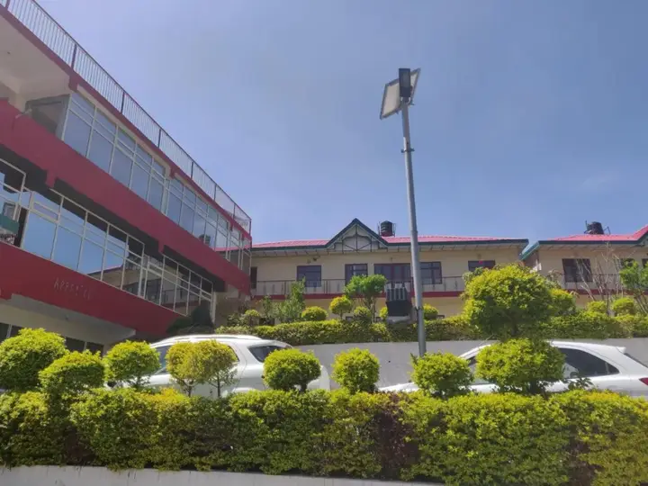 Кангра: Hotel Bagora Heights