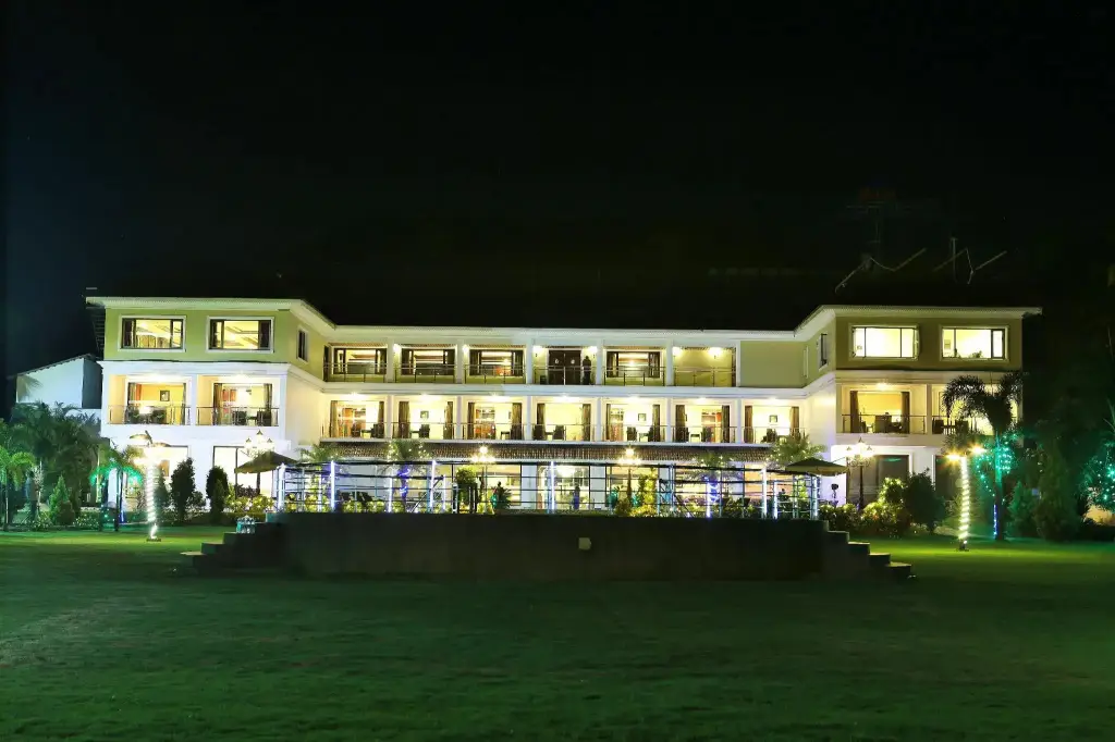 Lake Palace Hotel Trivandrum — фото 1